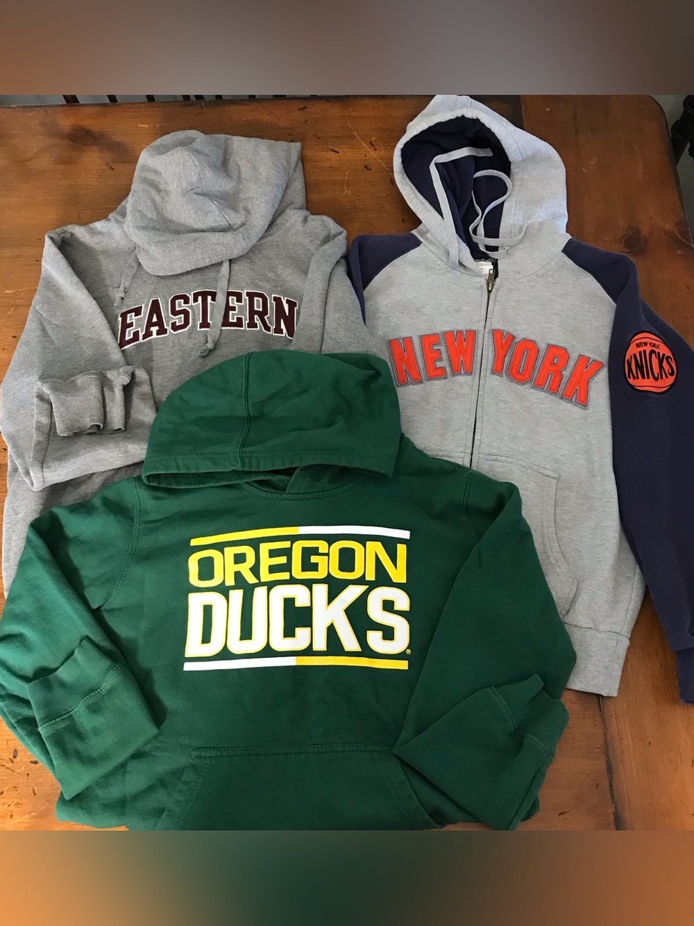 Boy’s L Lot of 3 Hoodies- Oregon Ducks- New York Knicks- Eastern